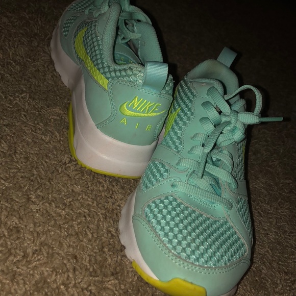 Nike Air Running/Workout shoes - Picture 2 of 2